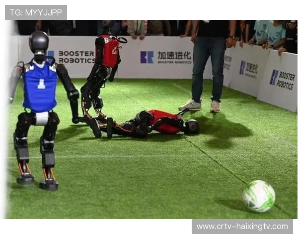 足球球星挑战高科技机器人展开激烈对决 赛场背后科技与运动的精彩碰撞